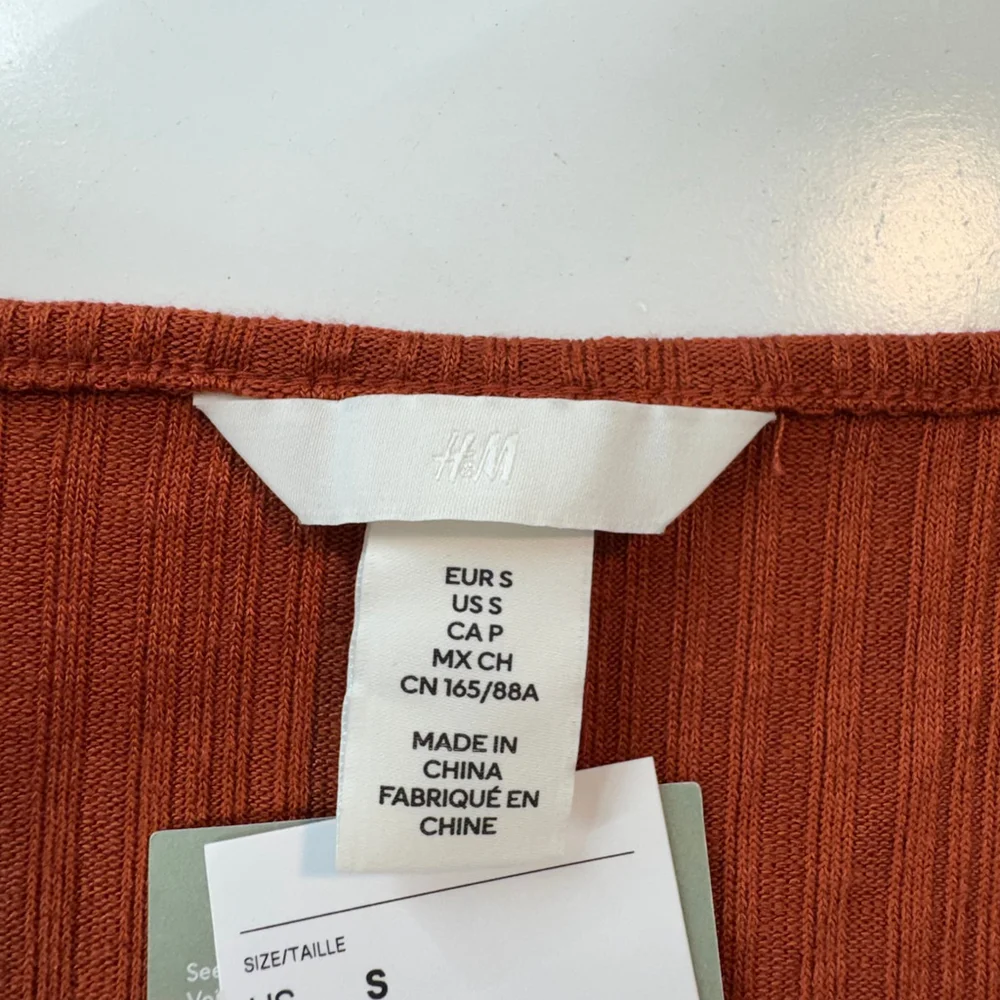 Womens Y2K Crop Top Small Orange Ribbed Fitted Minimalist Festival Cardigan NWT